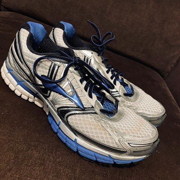 Mint condition Brooks Adrenaline GTS 14 mens 10 US 44  EUR Silver Blue Black - Picture 1 of 8